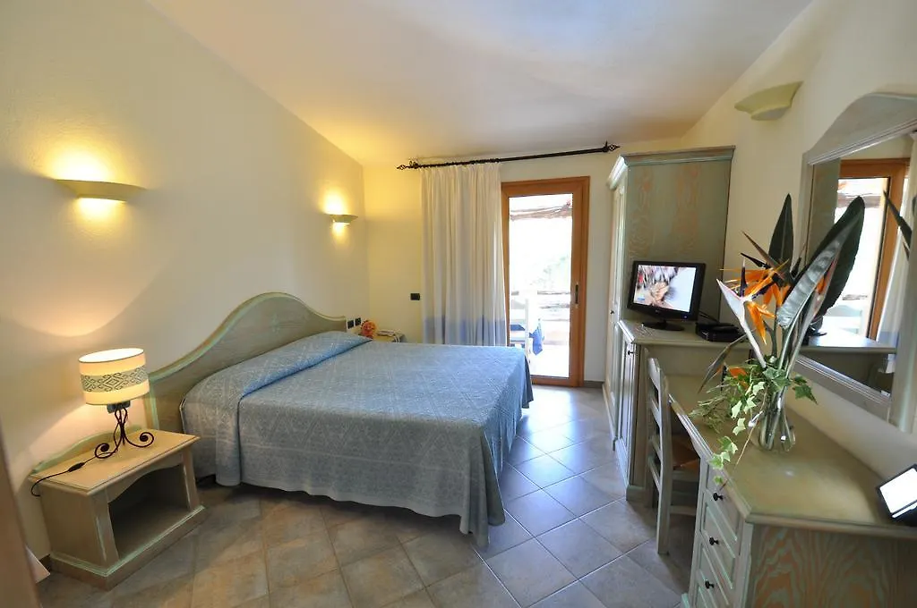 Hotel Su Giganti Villasimius 3*,